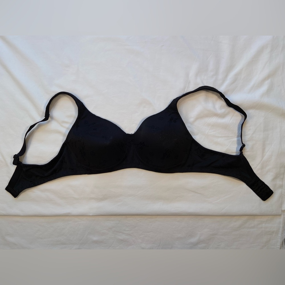 Modern Movement, soft cup, wire free, size 36 B‎